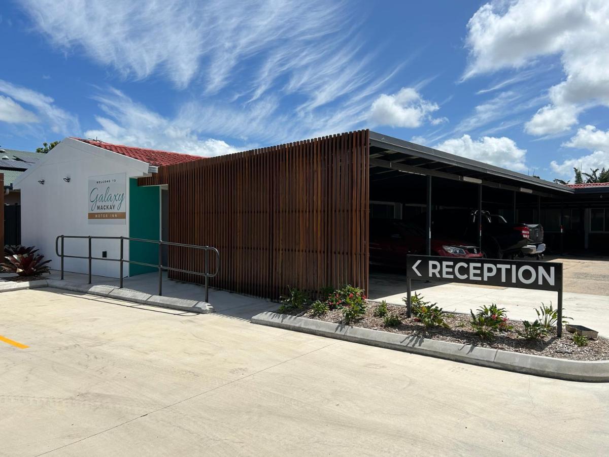 Galaxy Mackay Motor Inn Exterior foto